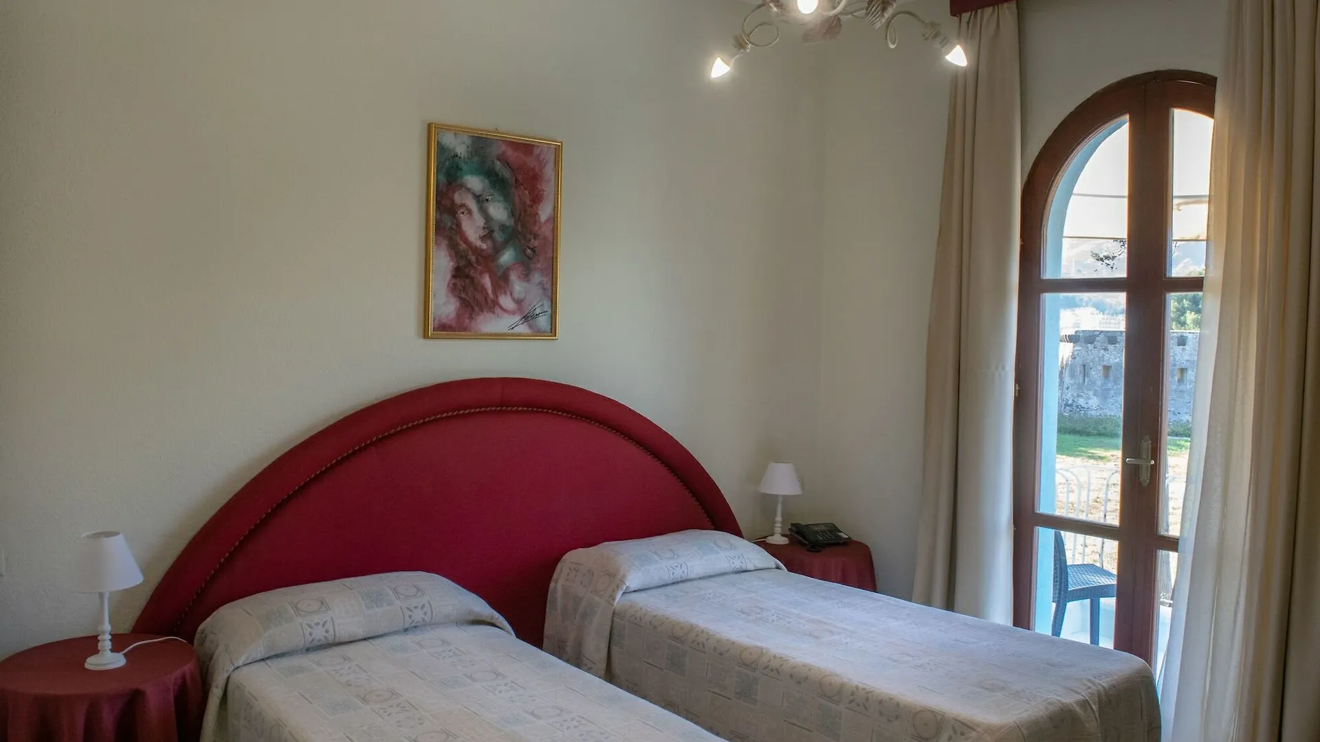 ***  Hotel Porto Azzurro Giardini Naxos Itália